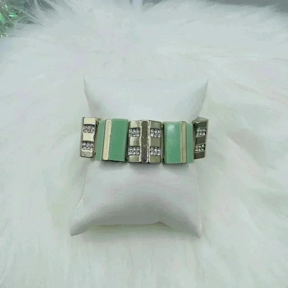 Light Jade Green Rhinestones Chunky Bracelet - Picture 1 of 7